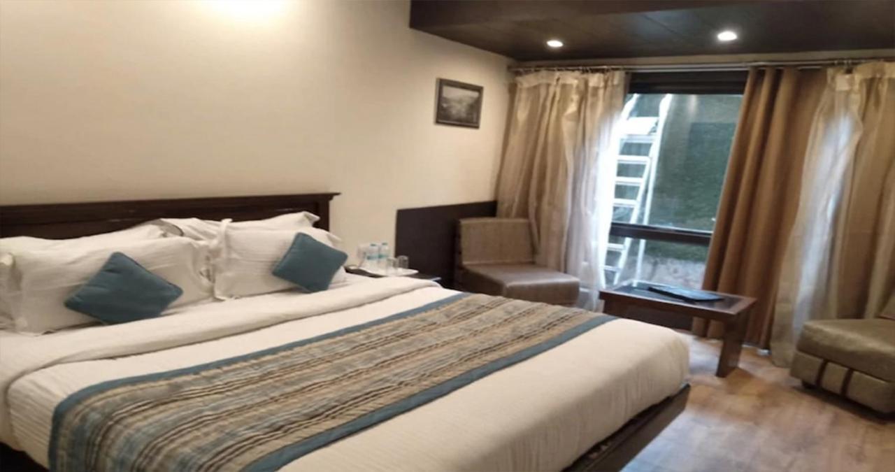 Hotel Sanobar The Midtown Masuri Exterior foto
